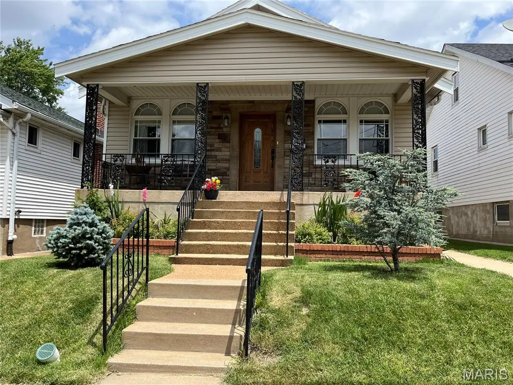 6019 Hartford Street, Saint Louis, MO 63139 - #1