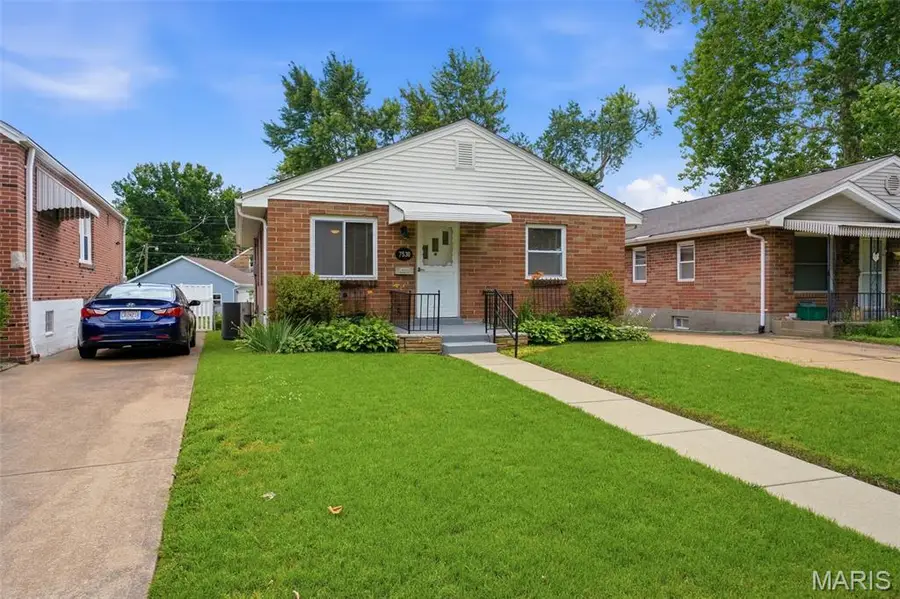 7530 Williams Avenue, Saint Louis, MO 63143 - #2