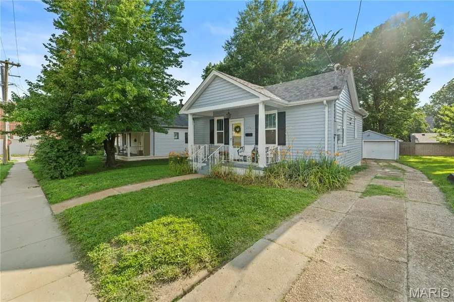 2551 Gerhard Avenue, Maplewood, MO 63143 - #2