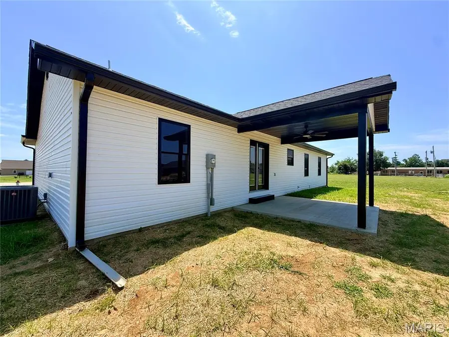 1657 Redbud Court, Perryville, MO 63775 - #3