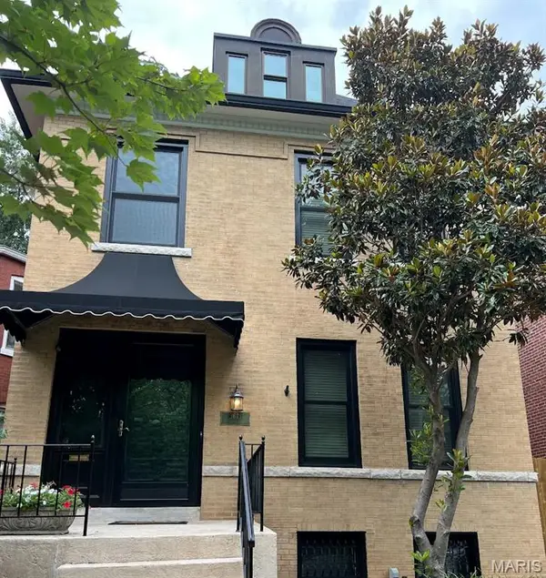 3671 Humphrey Street, St Louis, MO 63116