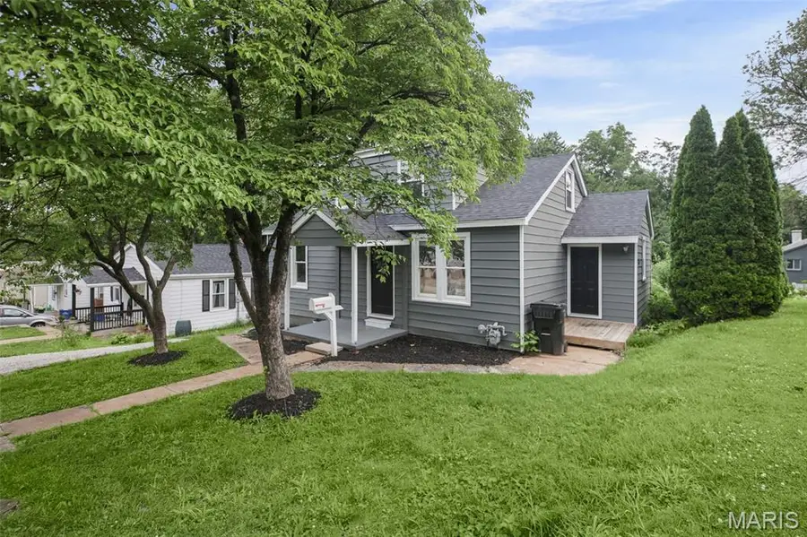 330 Polk Street, Belleville, IL 62220 - #2