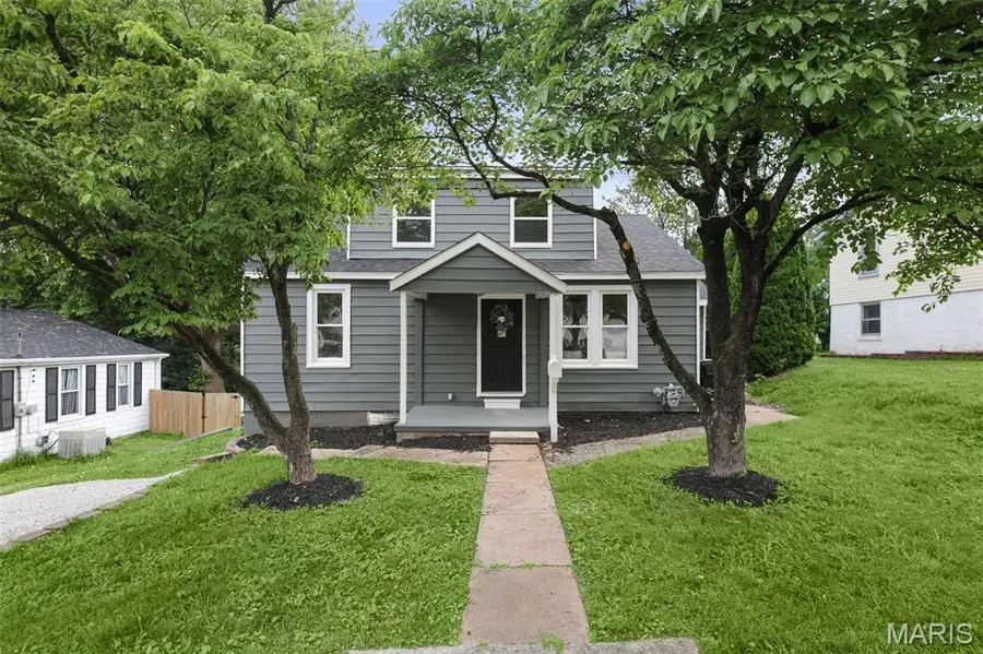 330 Polk Street, Belleville, IL 62220 - #3