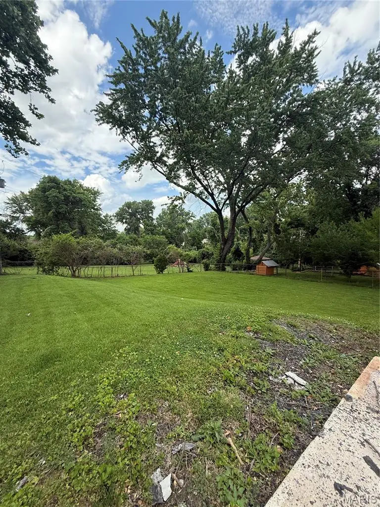 5123 Ville Donna Lane, Hazelwood, MO 63042 - #2