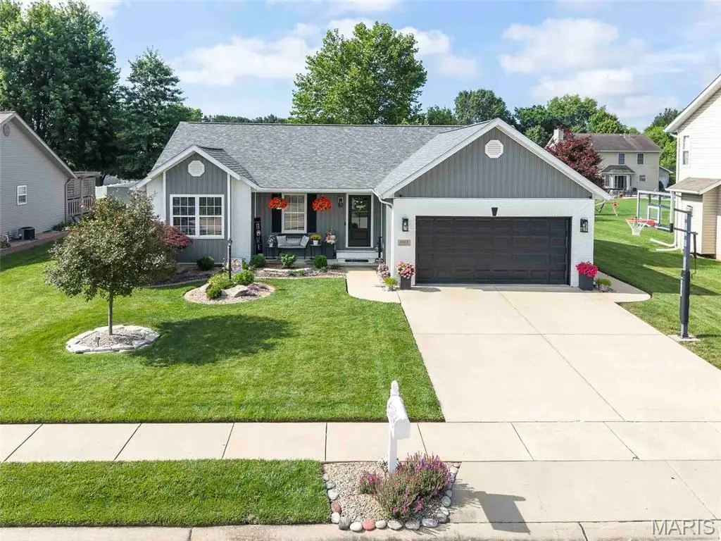 1022 Deer Run Court, Staunton, IL 62088 - #1