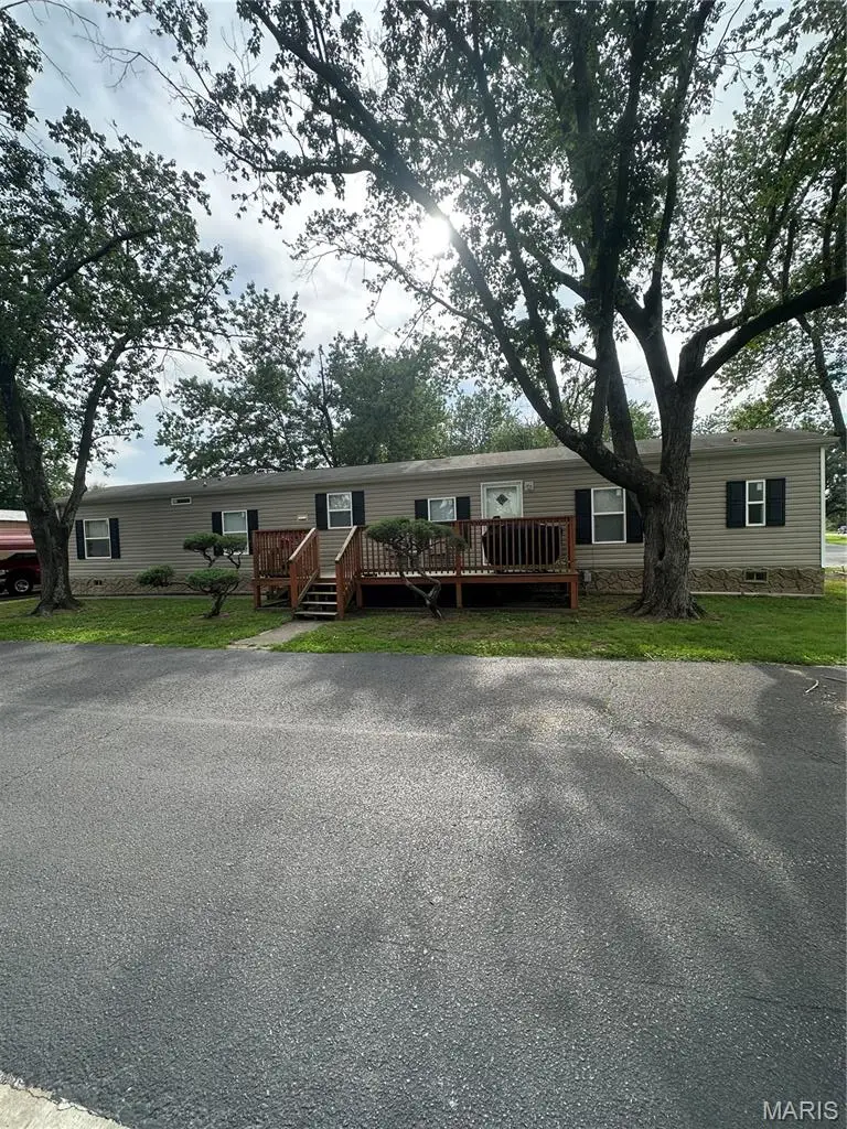 36 Molokai Dr, Benton, MO 63736 - #1