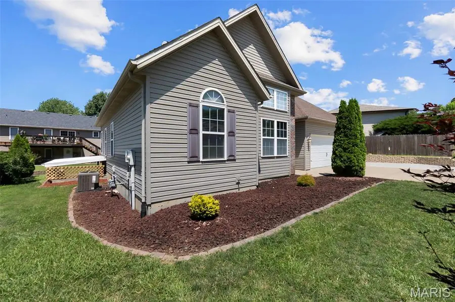 697 Mulberry Street, Jackson, MO 63755 - #2