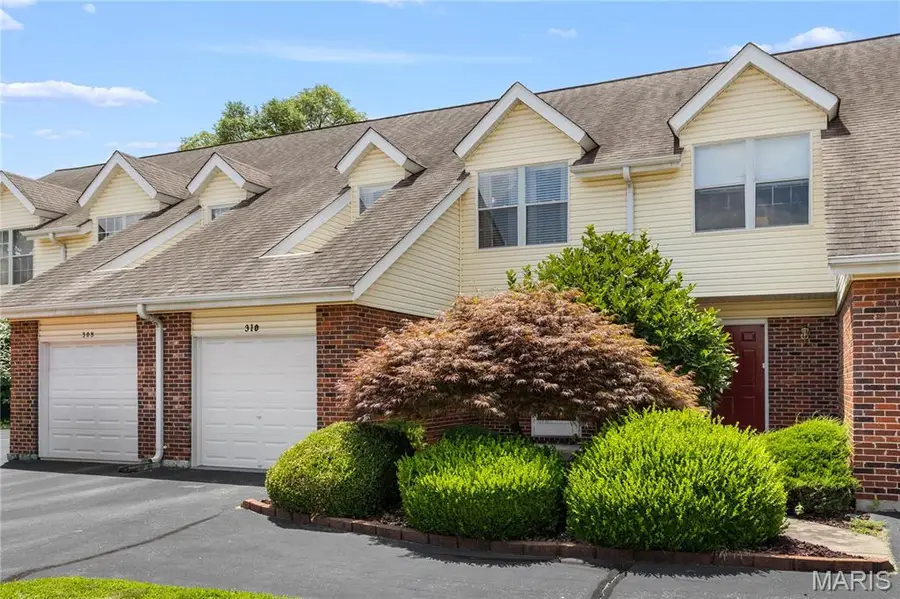 310 Crown Colony Court #E, Saint Peters, MO 63376 - #2