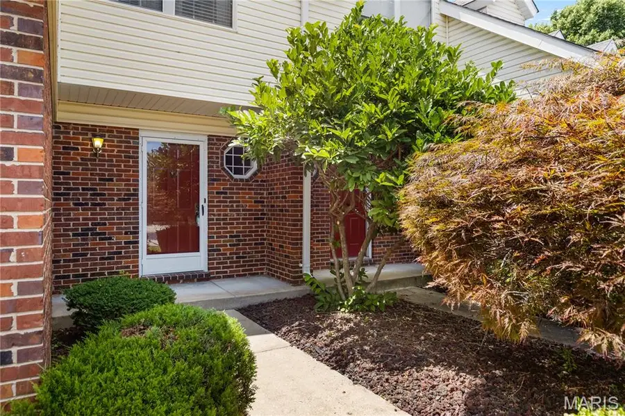 310 Crown Colony Court #E, Saint Peters, MO 63376 - #3