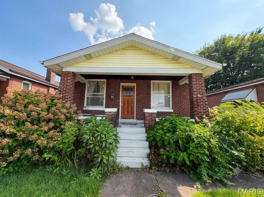 4454 Taft Avenue, Saint Louis, MO 63116 - #1