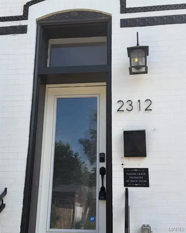 2312 Pestalozzi Street, Saint Louis, MO 63118 - #2