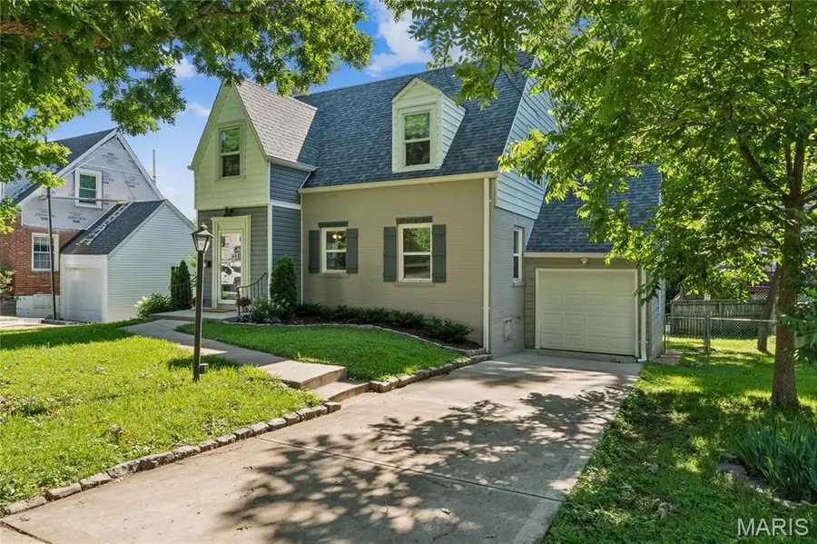 1034 Bernice Avenue, Kirkwood, MO 63122 - #2