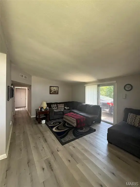 6712 Alder Avenue, Saint Louis, MO 63134 - #2