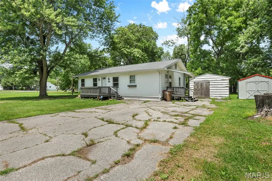 105 Wilcox, Sawyerville, IL 62085 - #3