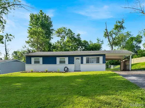 283 Ramsey Lane, Ballwin, MO 63021