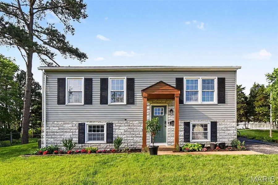 1104 Dauphine Lane, Manchester, MO 63011 - #2
