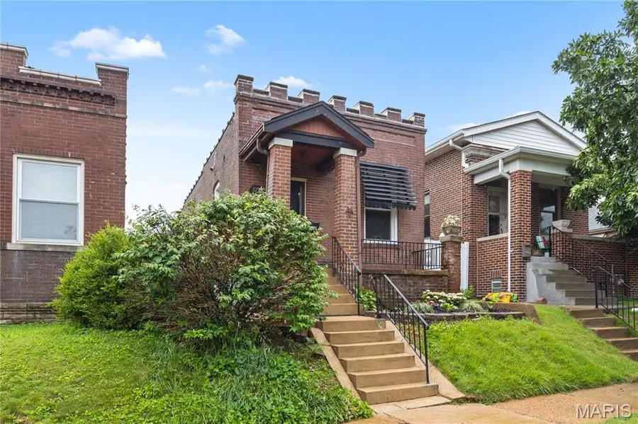 5238 Botanical Avenue, Saint Louis, MO 63110 - #2