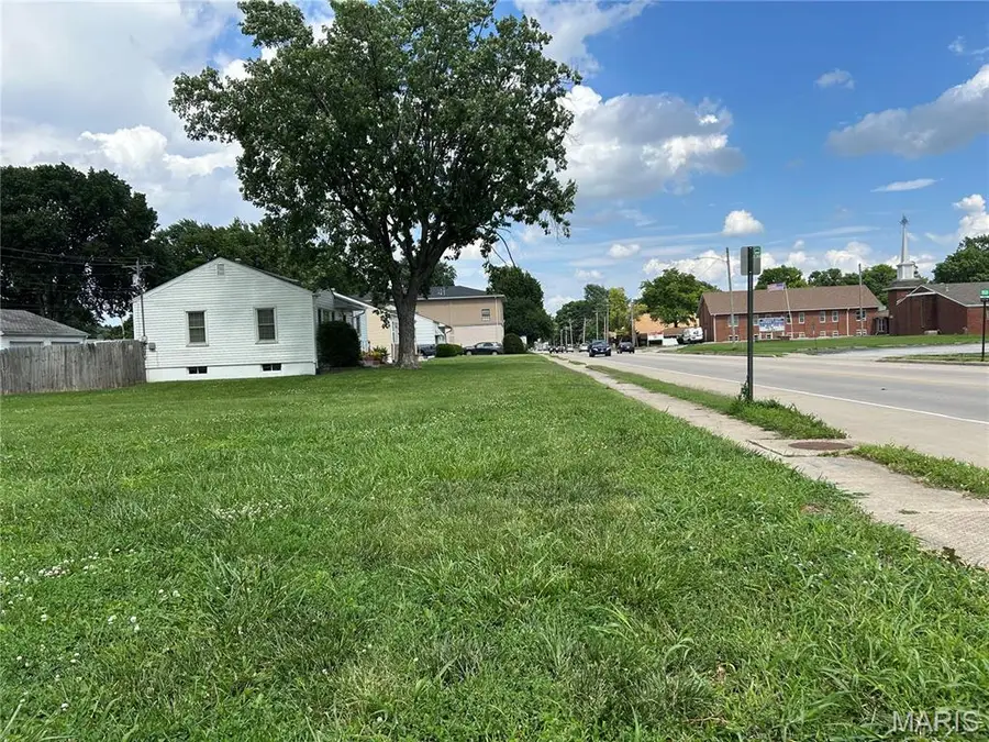 1703 Pontoon Road, Granite City, IL 62040 - #2
