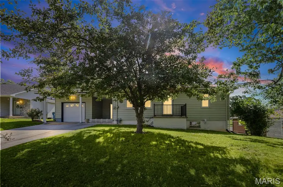 113 N Old Bethalto Road, Bethalto, IL 62010 - #3