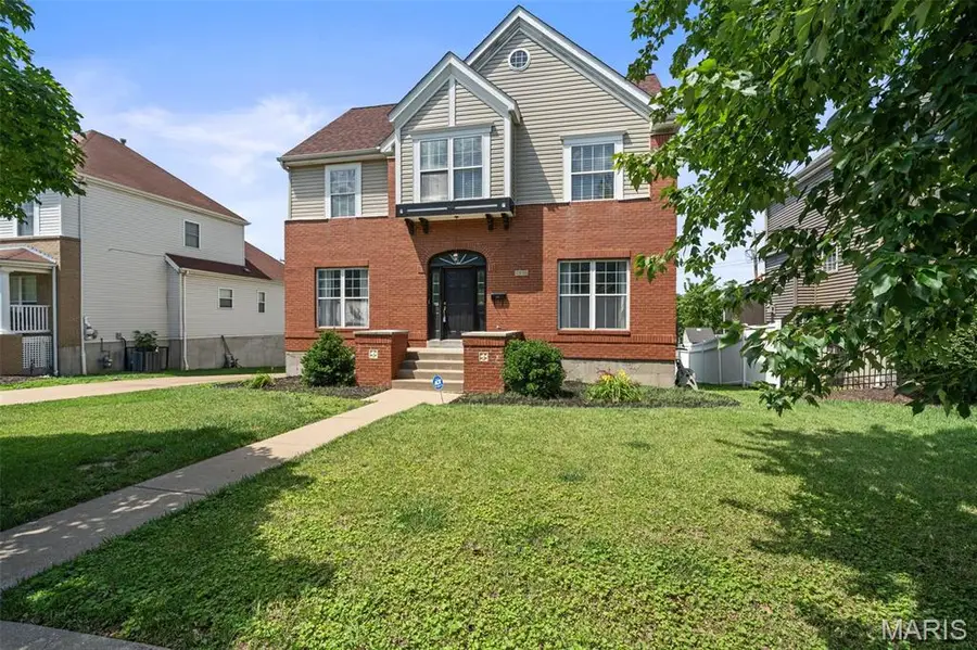 2915 Saint Vincent Avenue, Saint Louis, MO 63104 - #2