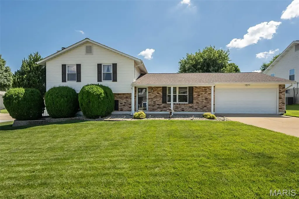 1716 Sun Drop Drive, Saint Charles, MO 63303 - #1
