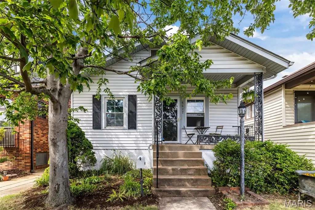 5627 Nottingham Avenue, Saint Louis, MO 63109 - #1