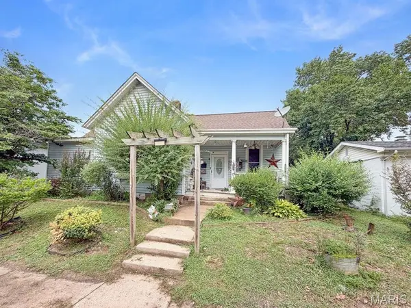 1115 S Carolina Street, Louisiana, MO 63353
