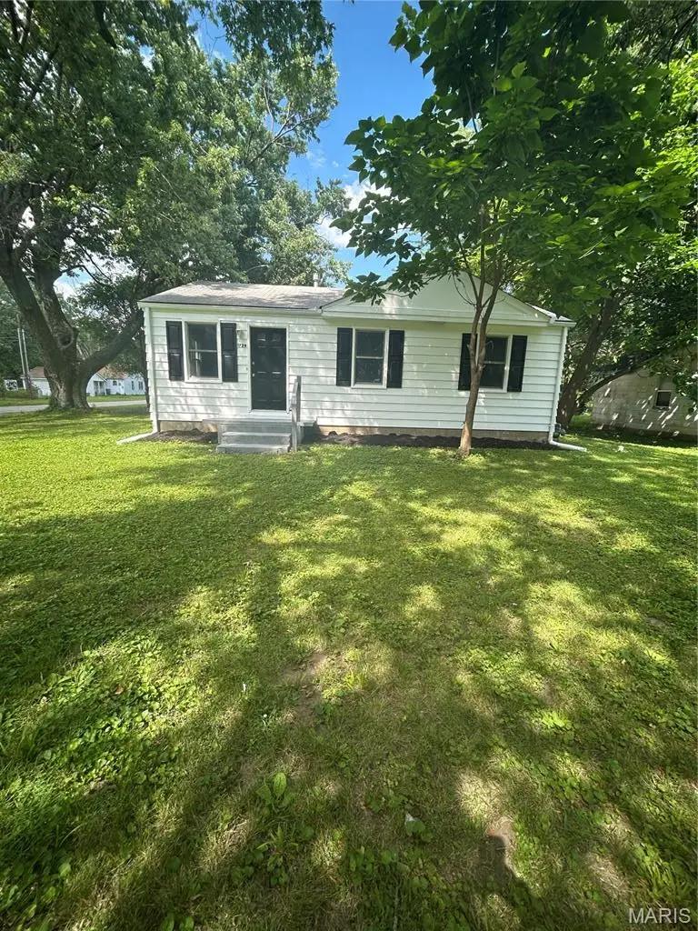 1729 Mullens Avenue, Cahokia, IL 62206 - #1