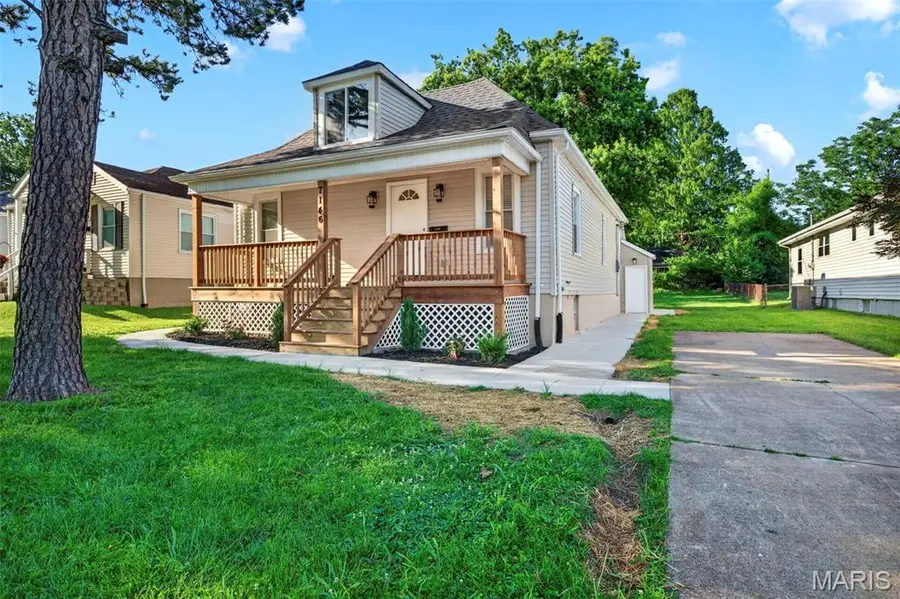 7146 Mardel Avenue, Saint Louis, MO 63109 - #3