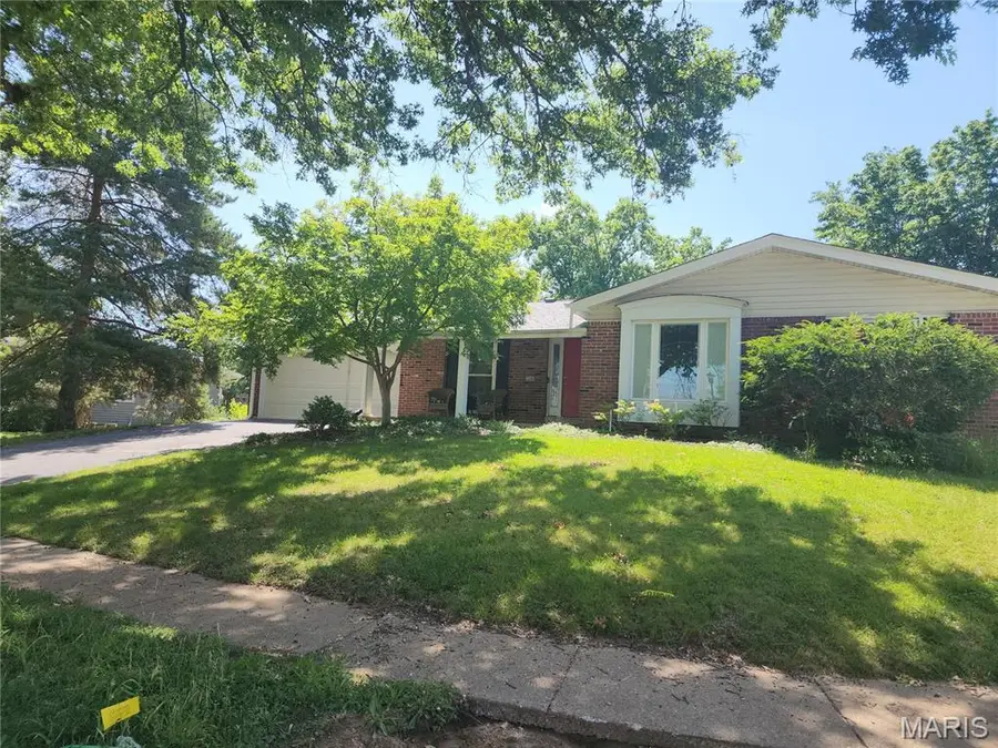 12080 Spruce Haven Drive, Saint Louis, MO 63146 - #3