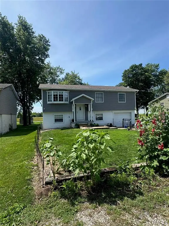 308 W 7th South Street, Mount Olive, IL 62069 - #2
