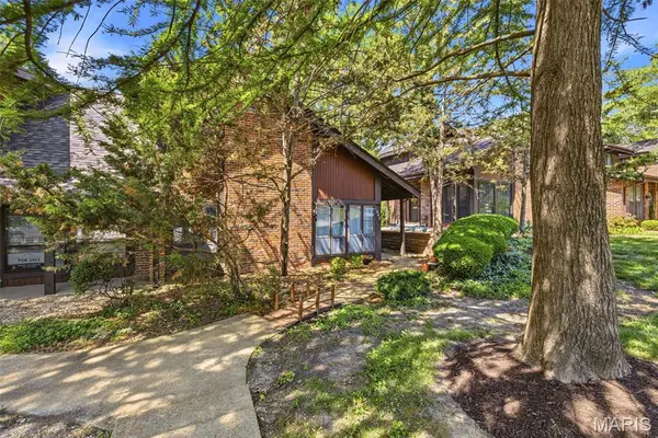 1044 Humber Circle, Unincorporated, MO 63129