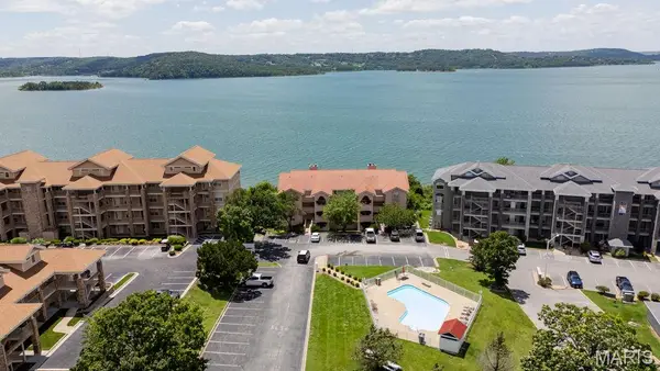 700 Emerald Pointe Dr #101, Hollister, MO 65672