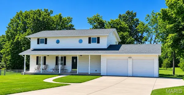 2404 Stoney Brook Drive, O'Fallon, MO 63368