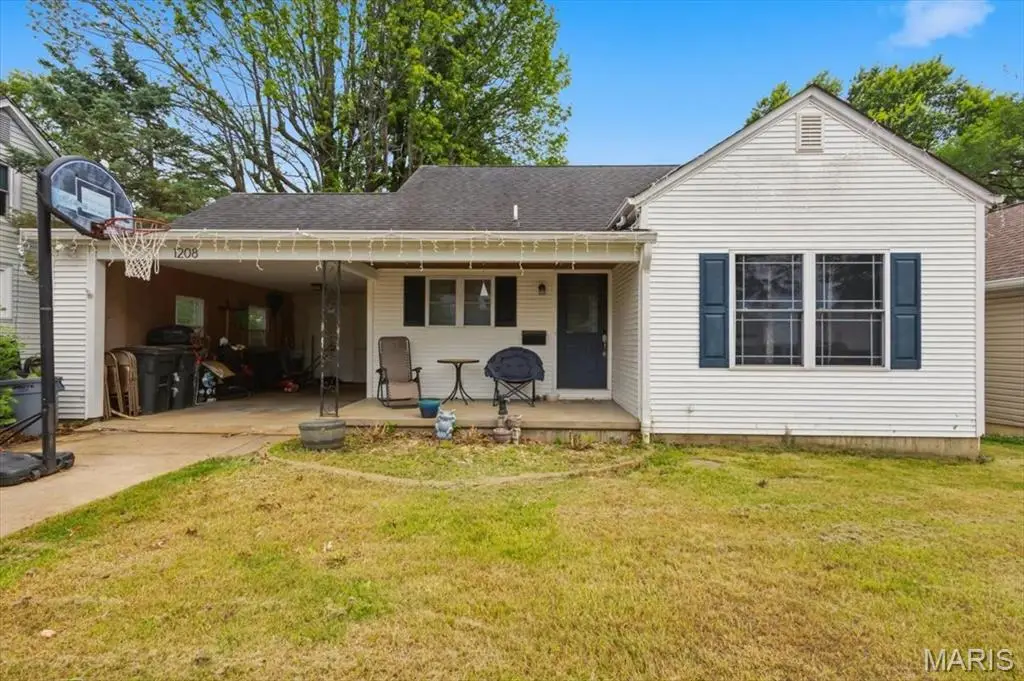 1208 W 7th Street, Washington, MO 63090 - #1