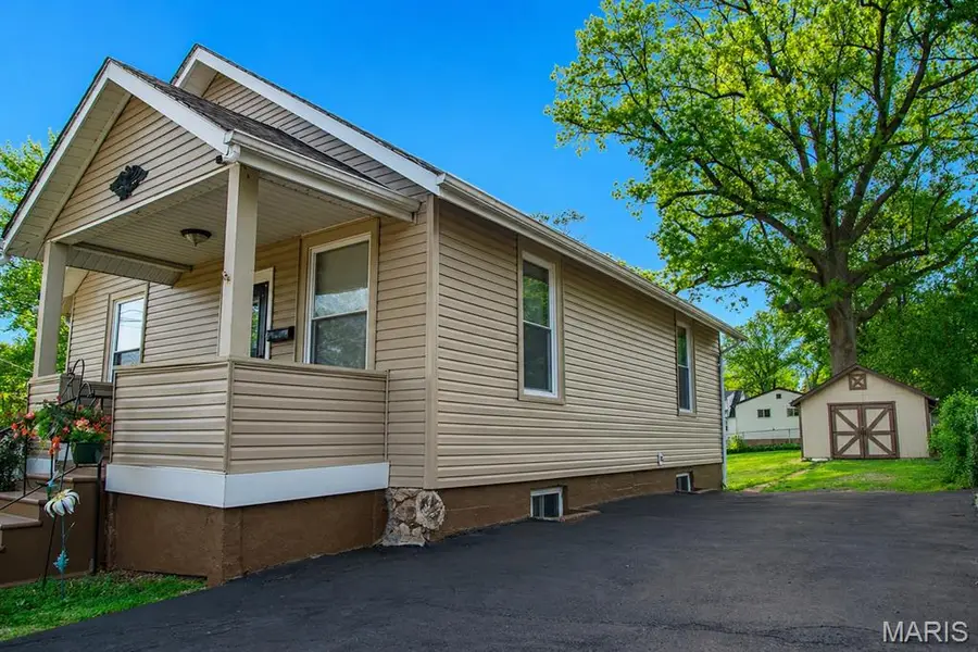 3241 Coles Avenue, Saint Louis, MO 63114 - #2