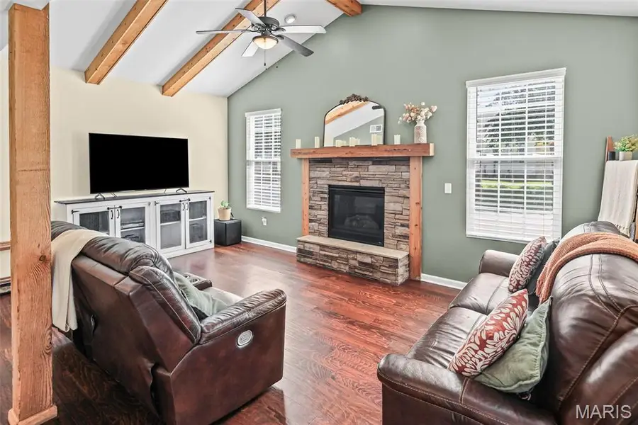 109 N Market Street, Mascoutah, IL 62258 - #3