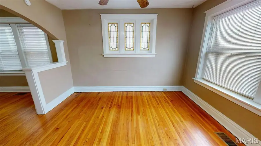4614 Shenandoah Avenue, Saint Louis, MO 63110 - #2