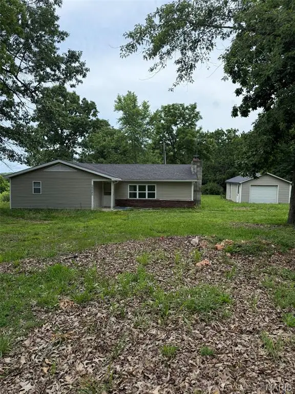 26485 Stone Road, Richland, MO 65556