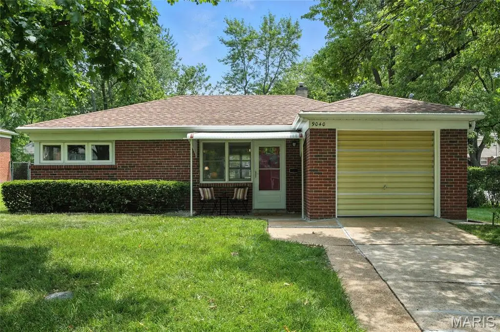9040 Guthrie Avenue, Saint Louis, MO 63134 - #1