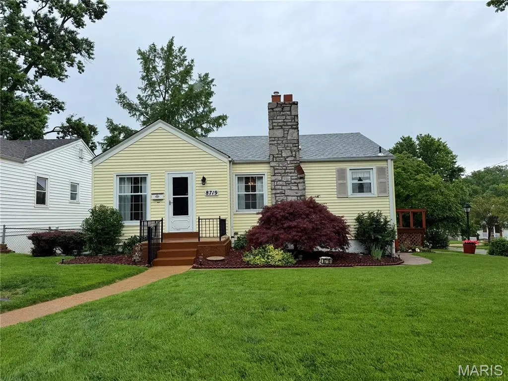 8719 Florence Avenue, Brentwood, MO 63144 - #1