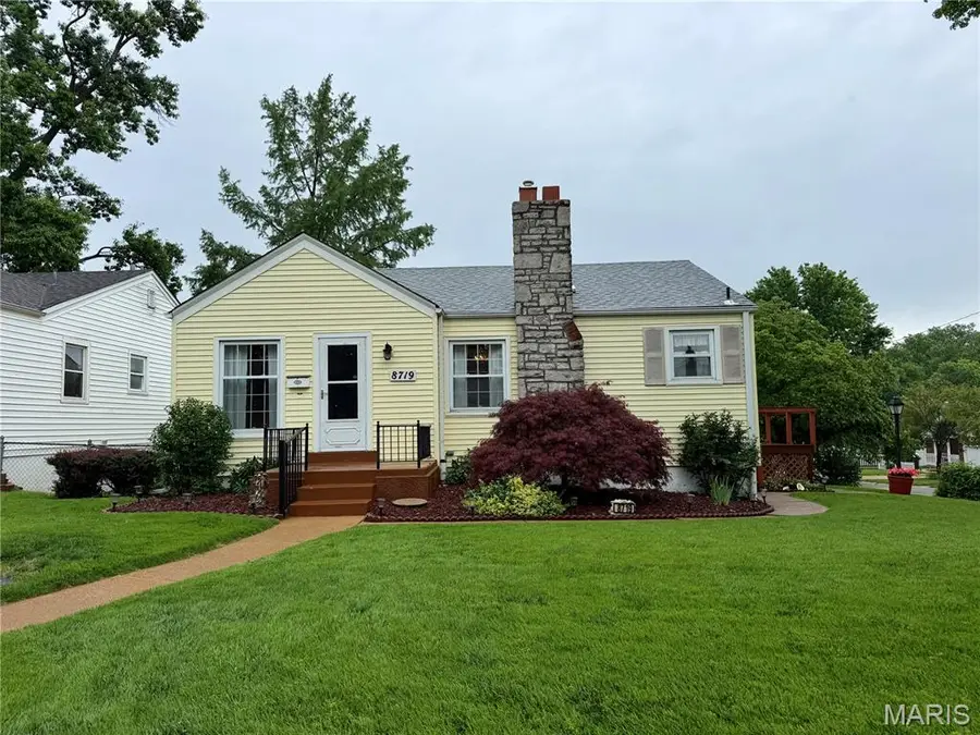 8719 Florence Avenue, Brentwood, MO 63144 - #2