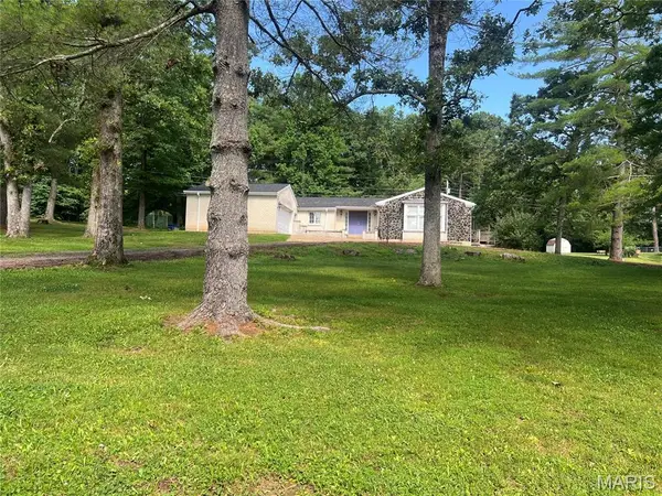 197 Wayne 340, Piedmont, MO 63957