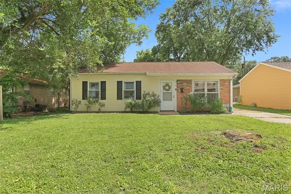 316 W I Street, Swansea, IL 62226