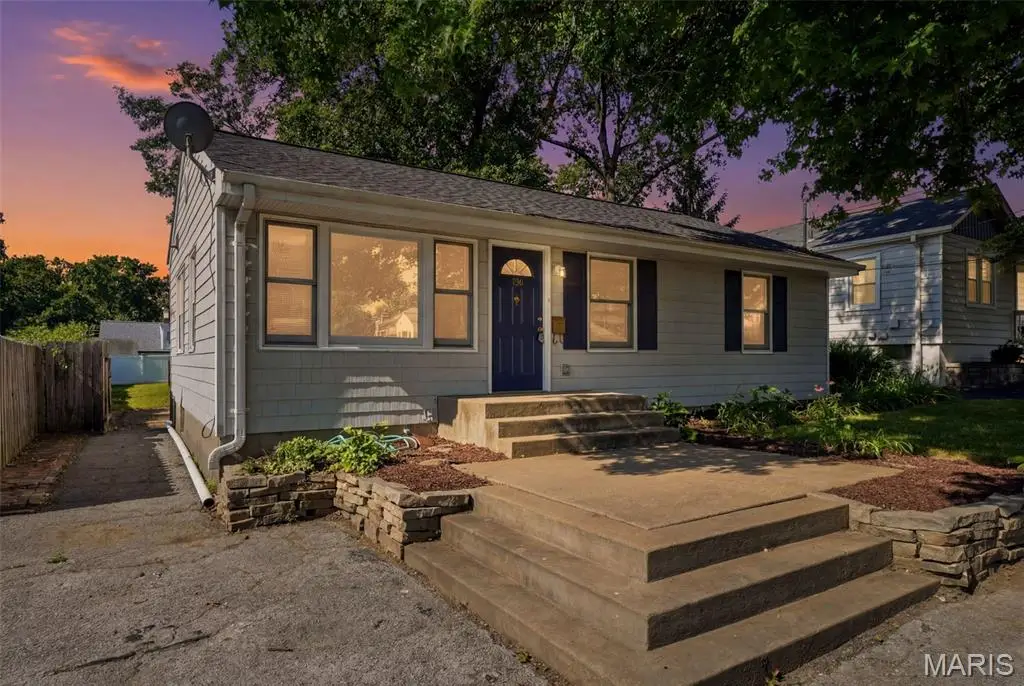 136 E Glendale Road, Saint Louis, MO 63119 - #1
