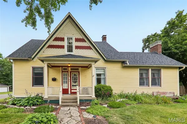 320 N Jefferson Street, Trenton, IL 62293