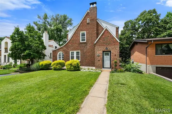 543 N Central Avenue, University City, MO 63130