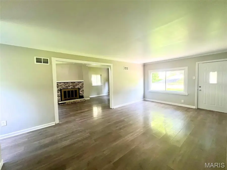 456 Bluff Drive, Riverview, MO 63137 - #3