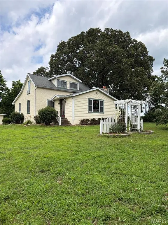 255 Pickles Ford Trail, St Clair, MO 63077