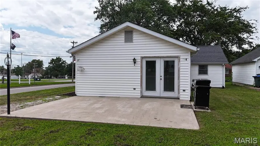 405 Veterans Drive, Waterloo, IL 62298 - #3